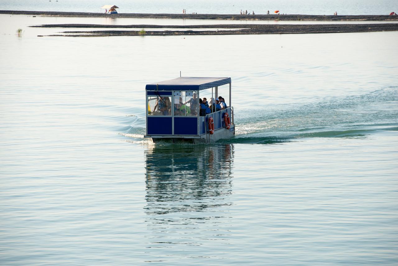 Aquamarine Resort Akshi 外观 照片