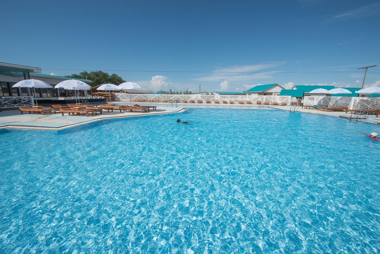 Aquamarine Resort Akshi 外观 照片